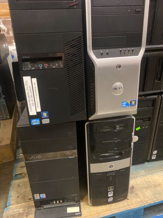 Lot of Dell computer towers for sale