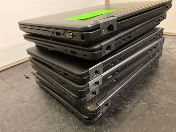 Lot of estimates (8) Dell Laptop Computers for sale