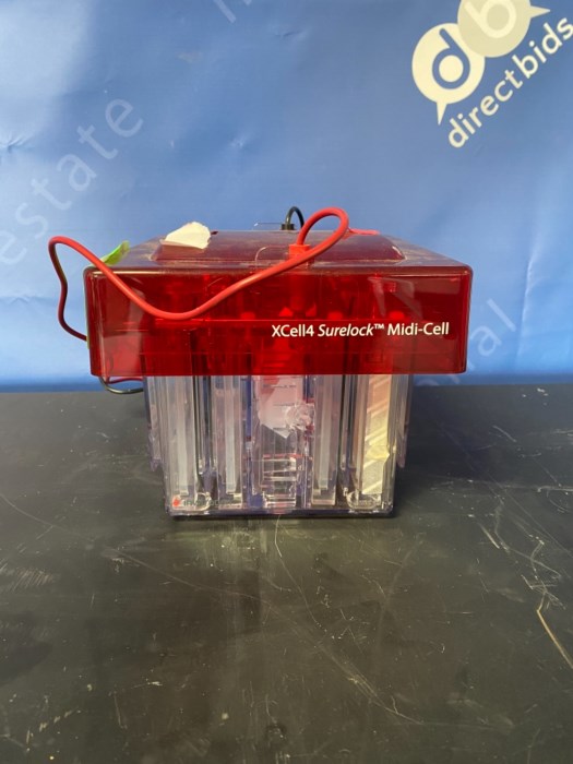 GE Turntable Microwave Oven (B33.052) for sale