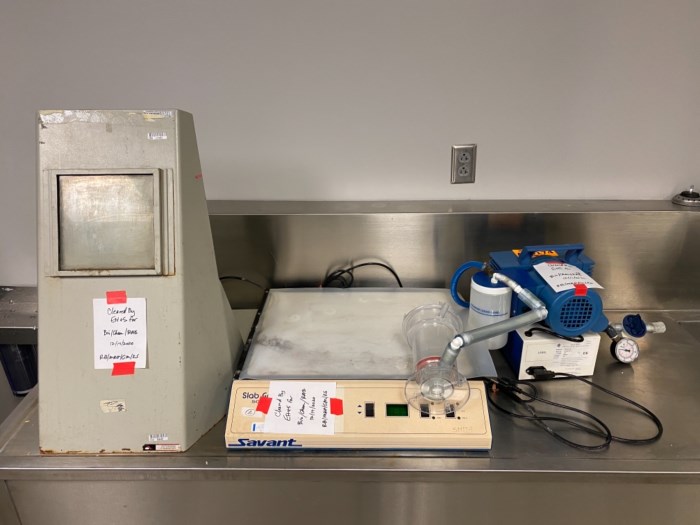 Lot of Miscellaneous Laboratory Equipment (B23.322) for sale