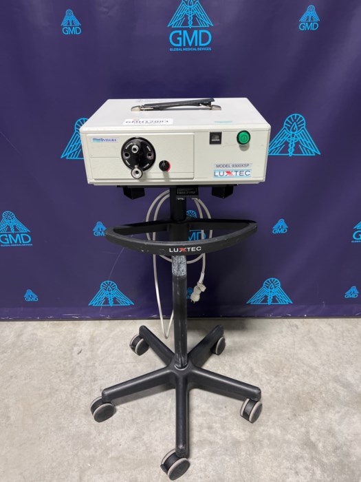 LUXTEC MODEL 9300XSP MEDICAL LIGHT SOURCE for sale
