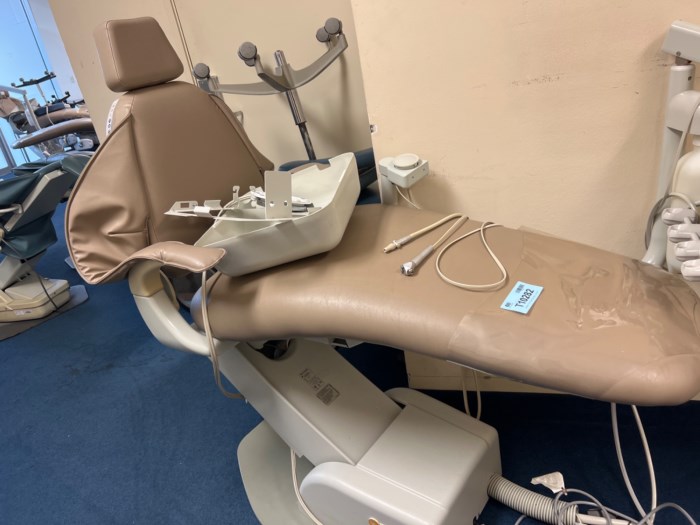 Marus Dental Dental Chair DC1700, just removed from hospital for sale