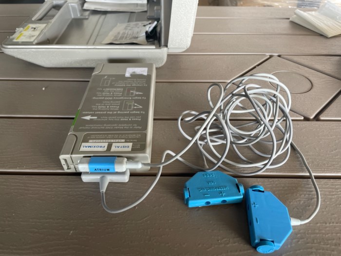 Medtronic 5346DDD Temporary Pulse Generator w/ Accessories & Case for sale