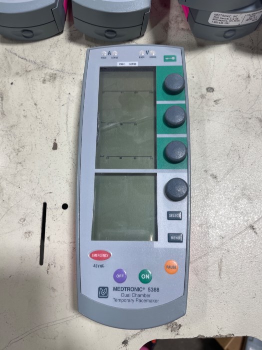 Medtronic 5388 dual chamber temporary pacemaker for sale