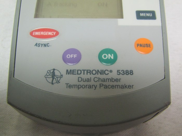 Medtronic 5388 Dual Channel Temporary Pacemaker for sale