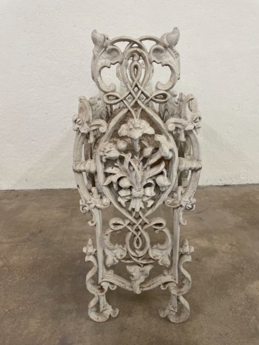 1024x1024 Metal Rectangular Plant Stand for sale