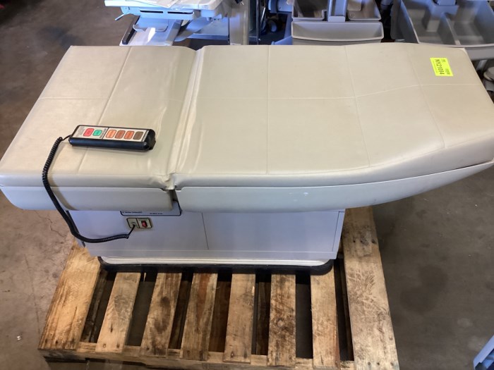 Midmark 405 Exam Table for sale