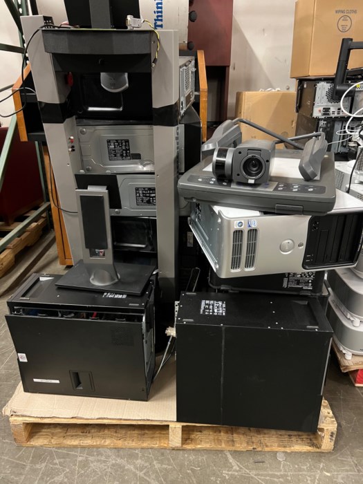 Miscellaneous Electronics Pallet for sale