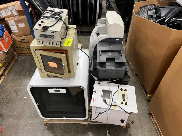 Miscellaneous Electronics Pallet for sale