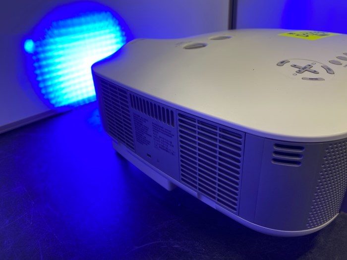 NEC NP3250W Projector for sale