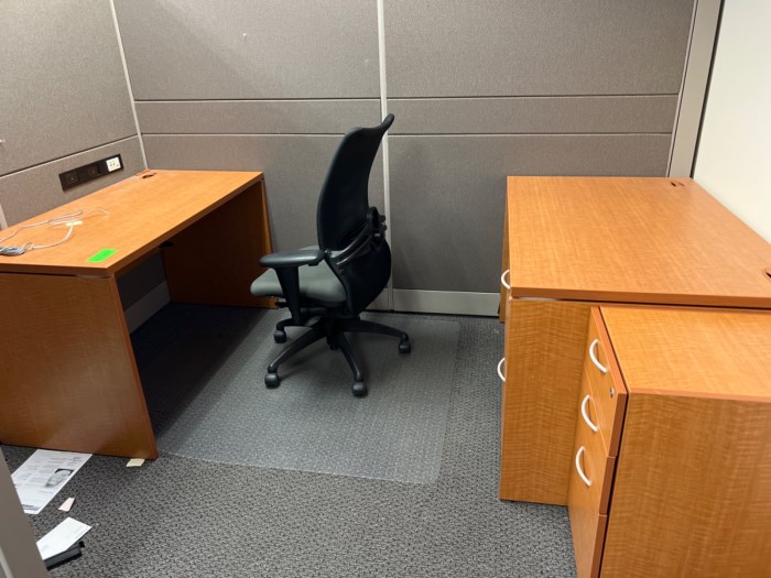 Office furniture set for sale