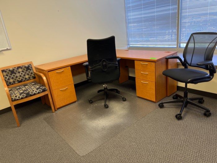 Office furniture set for sale