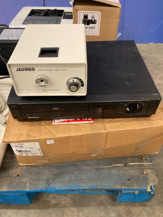 Pallet of Assorted Electronics for sale