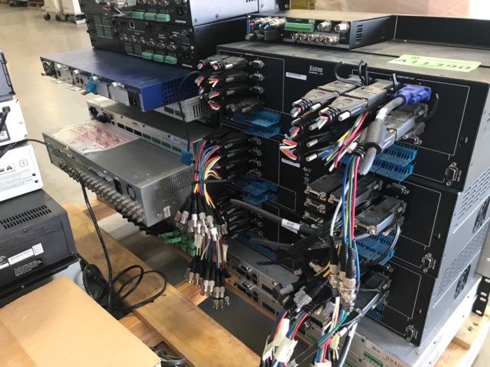 Pallet of Electronic Servers w/DVD/Cassette Players for sale