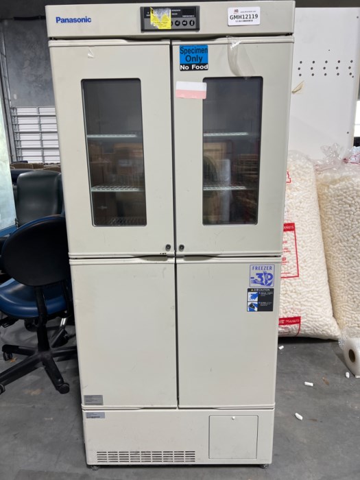 PANASONIC LABORATORY FREEZER (Powers On and Working) for sale