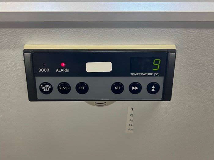 Panasonic Model SFL6111WPA Laboratory Freezer for sale