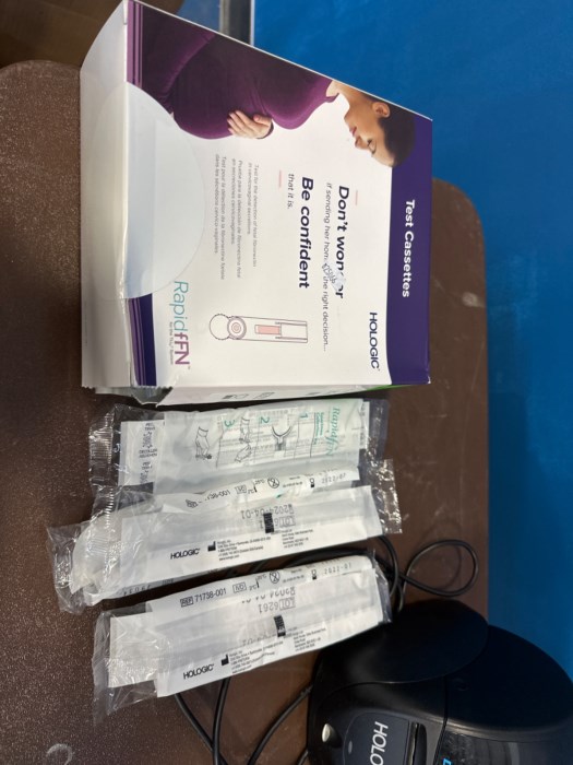 Piccolo Xpress Chemistry Analyzer + HOLIGIC TLi + DYMO + Be confident