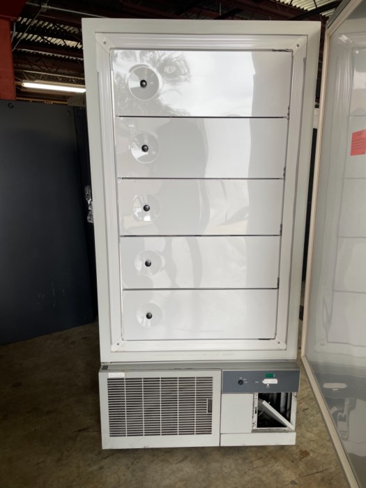 Puffer Hubbard Model EU8621ABA Commercial Refrigerator and Or/Freezer for sale