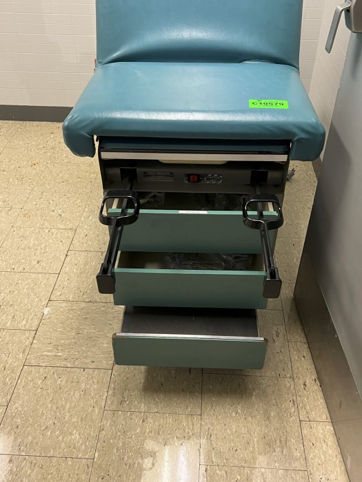 Ritter 104 Exam Table for sale
