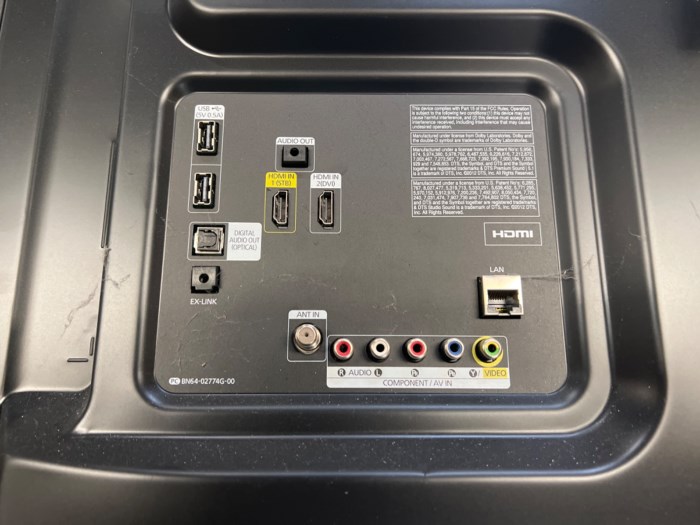 Samsung Model UN60J6200AF TV for sale