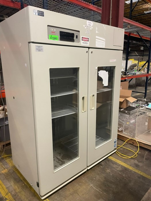 Sanyo Labcool Double Door Blood Bank Refrigerator for sale