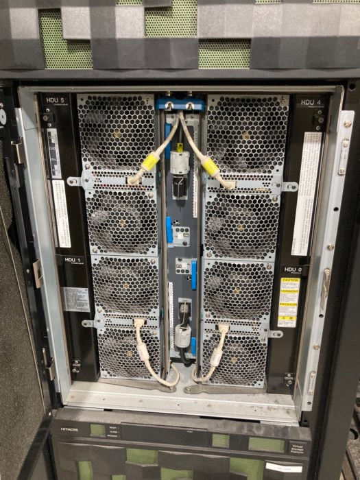 (9) Server for sale