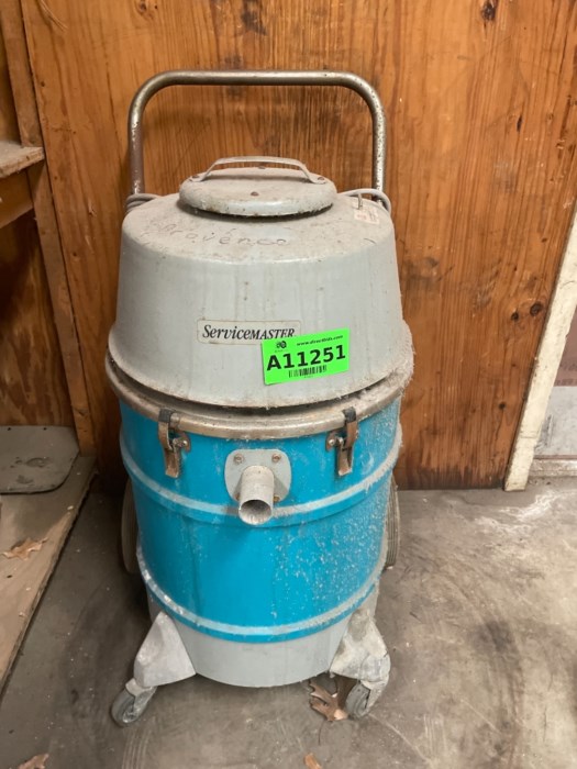 ServiceMaster Model SM2004 Vacuum for sale
