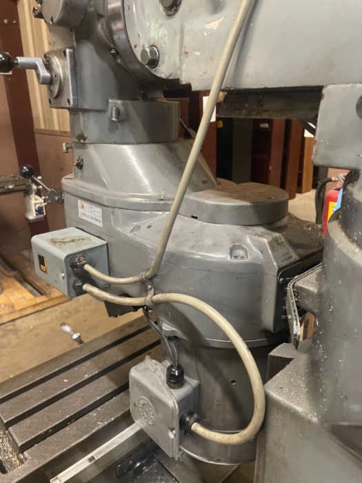 Sharp Model LMV Industrial Grade Vertical Milling Machine for sale