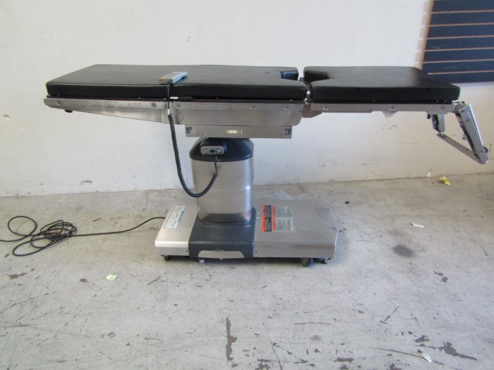 Steris AMSCO 4085 Cmax CArm Surgical Table for sale
