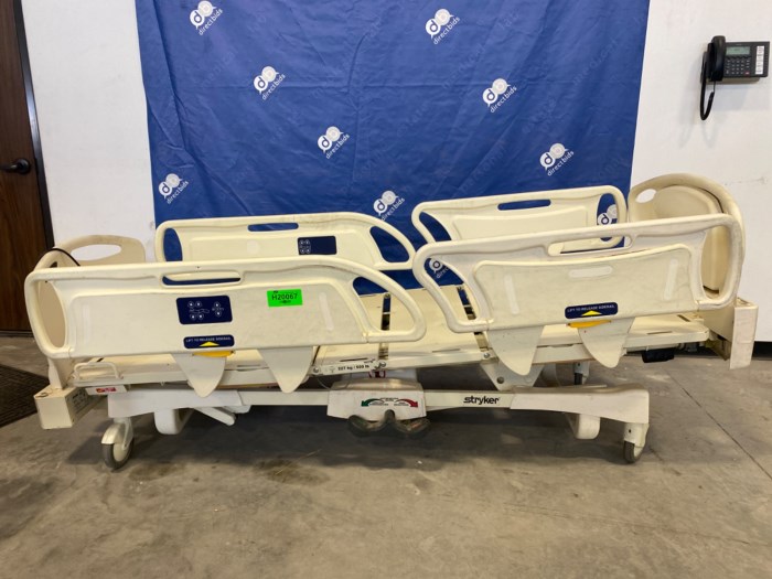 Stryker FL28C Electric Hospital Bed for sale