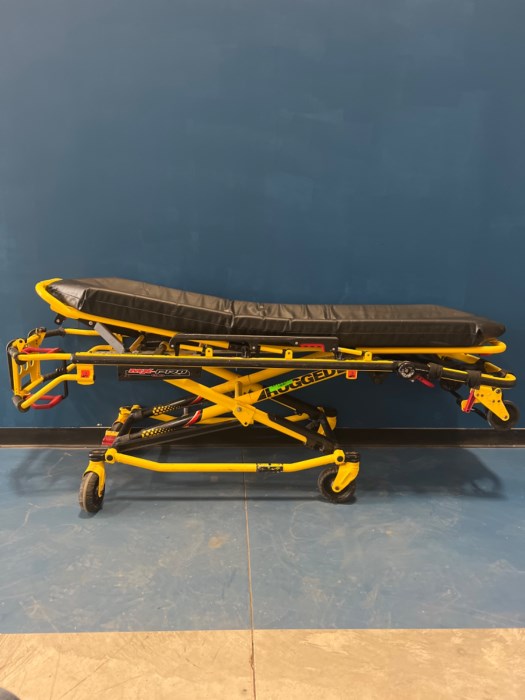 STRYKERMXPRO R3 Ambulance Cot (XFrame Ambulance Cot) for sale