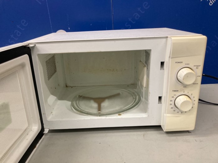 Sunbeam Microwave for sale