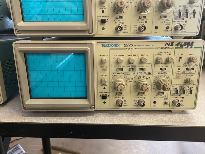 Tektronix 2225 50 MHz Oscilloscopes (Lot of 4) for sale