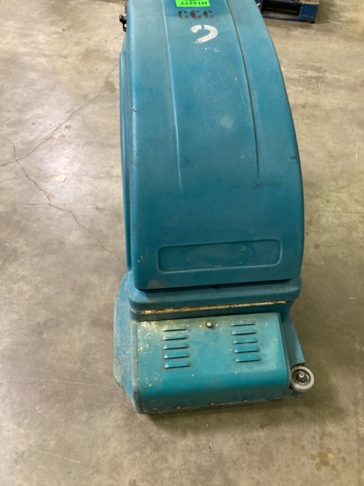 Tennant 2550 Floor Cleaner for sale