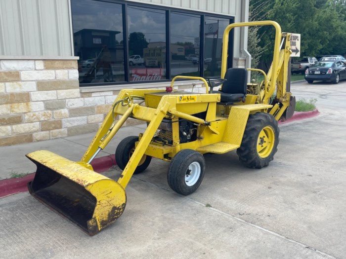 Terramite Model TC5 Mini backhoe for sale