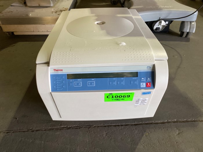 Thermo Scientific Sorvall ST 16 Centrifuge for sale