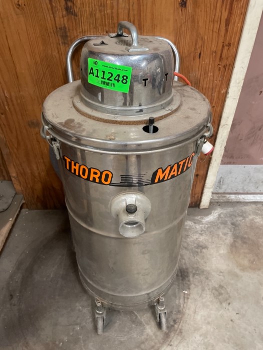 Thoro Matic Model LC225 Vacuum for sale