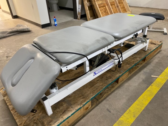 Three session Physical Therapy Hi Lo Treatment Table by Cardon for sale