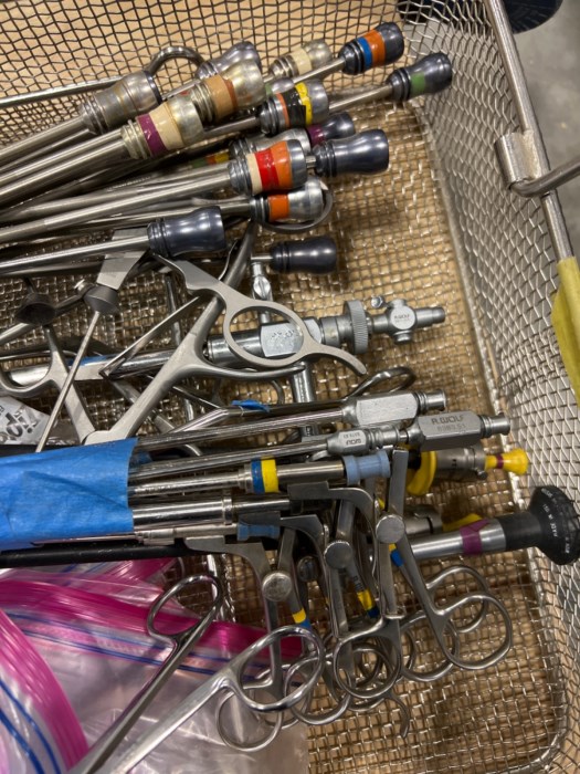 Tray filled with surgical instruments, such as sheaths, Richard wolf