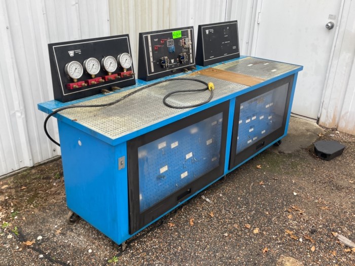 TSI Hydraulic Table for sale