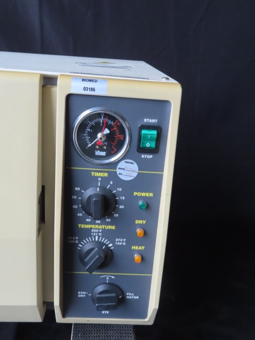 Tuttnauer 2340M Dental Medical Sterilizer Instrument Sterilizing Unit