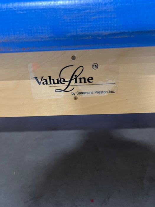 VALUE LINE MAT PLATFORM THERAPY TABLE for sale
