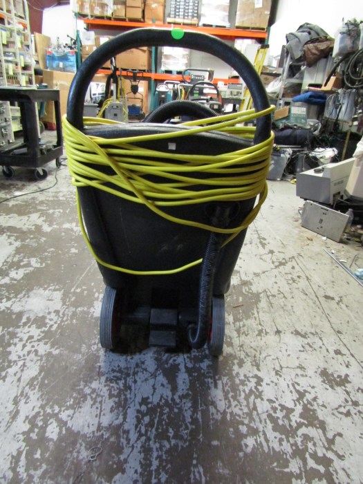 Viper Shovelnose SN18WD Wet/Dry Vacuum for sale