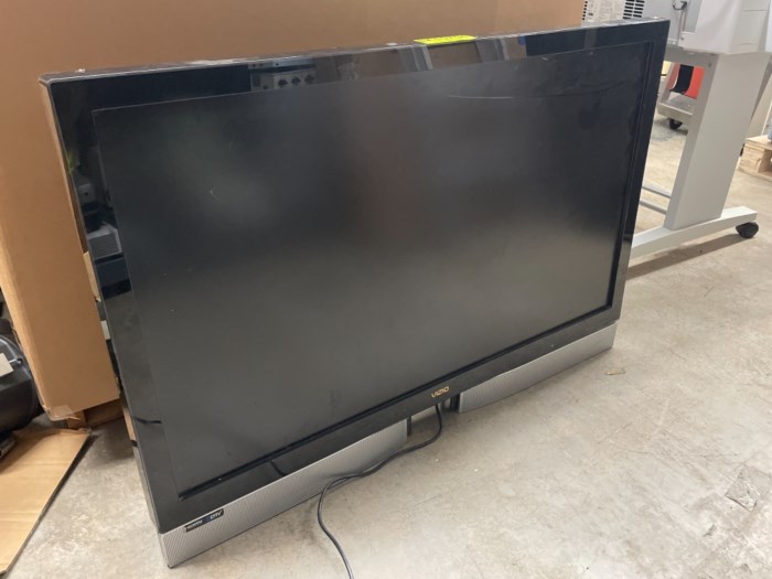 Vizio Gallevia 1080 Progressive Liquid Crystal HDTV for sale