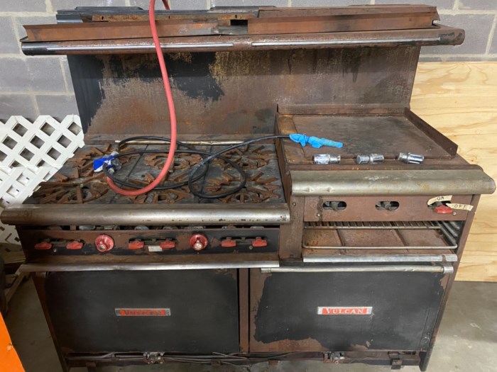 Vulcan Commercial Gas Stove Oven Combination for sale
