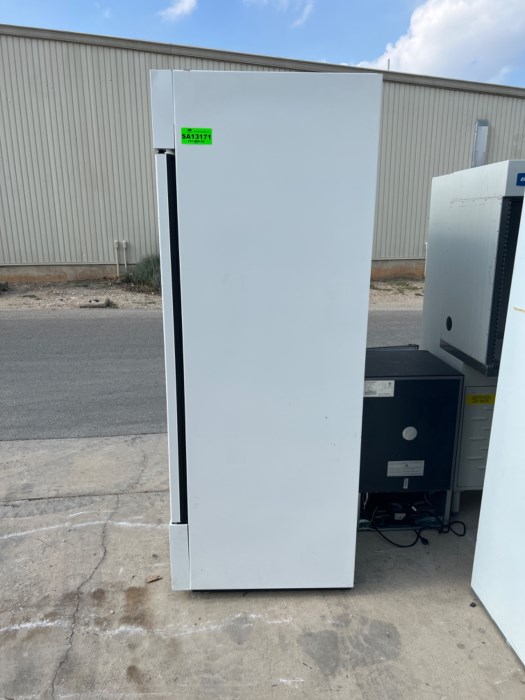 VWR Model GDM49SCIHCTSLO1 Two Door Laboratory Fridge for sale