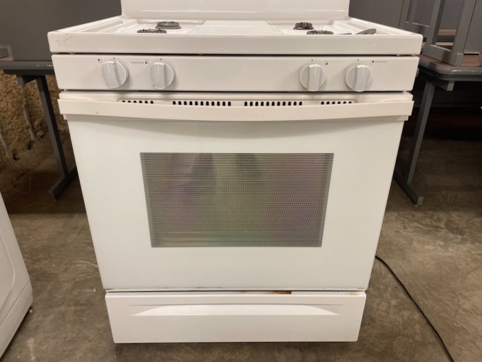 Whirlpool Model WFG510S0AW2 Gas Oven for sale