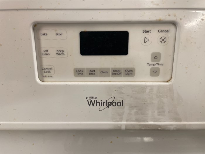 Whirlpool Model WFG515SOEW1 Gas Oven for sale