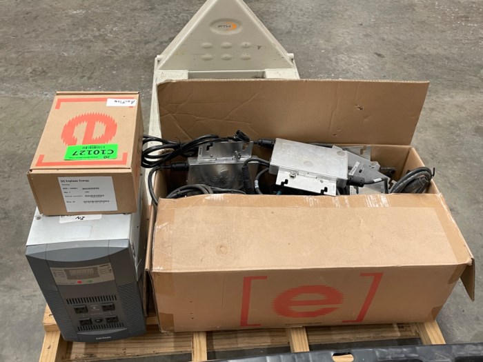Xantrex Powerhub 1800 w/ Enphase Energy Micro Inverters for sale