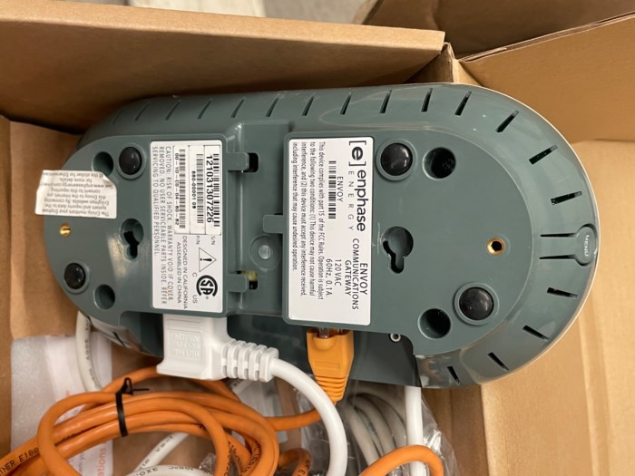 Xantrex Powerhub 1800 w/ Enphase Energy Micro Inverters for sale